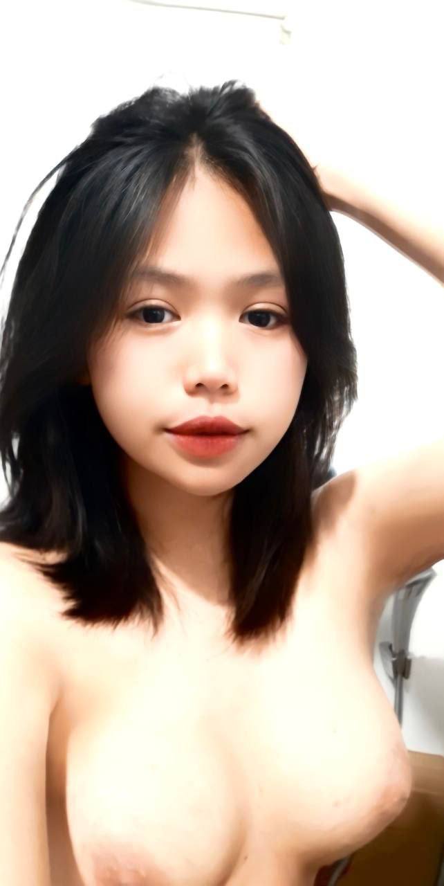 Vụng trộm với má của em người yêu đến có bầu, thanh niên chịch cả 2 má con